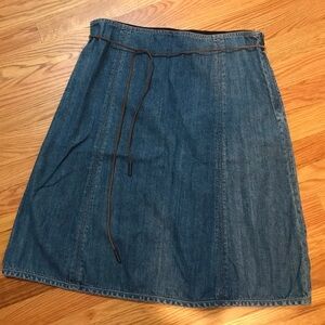 ▪️VINTAGE DKNY Lightweight Denim Skirt
